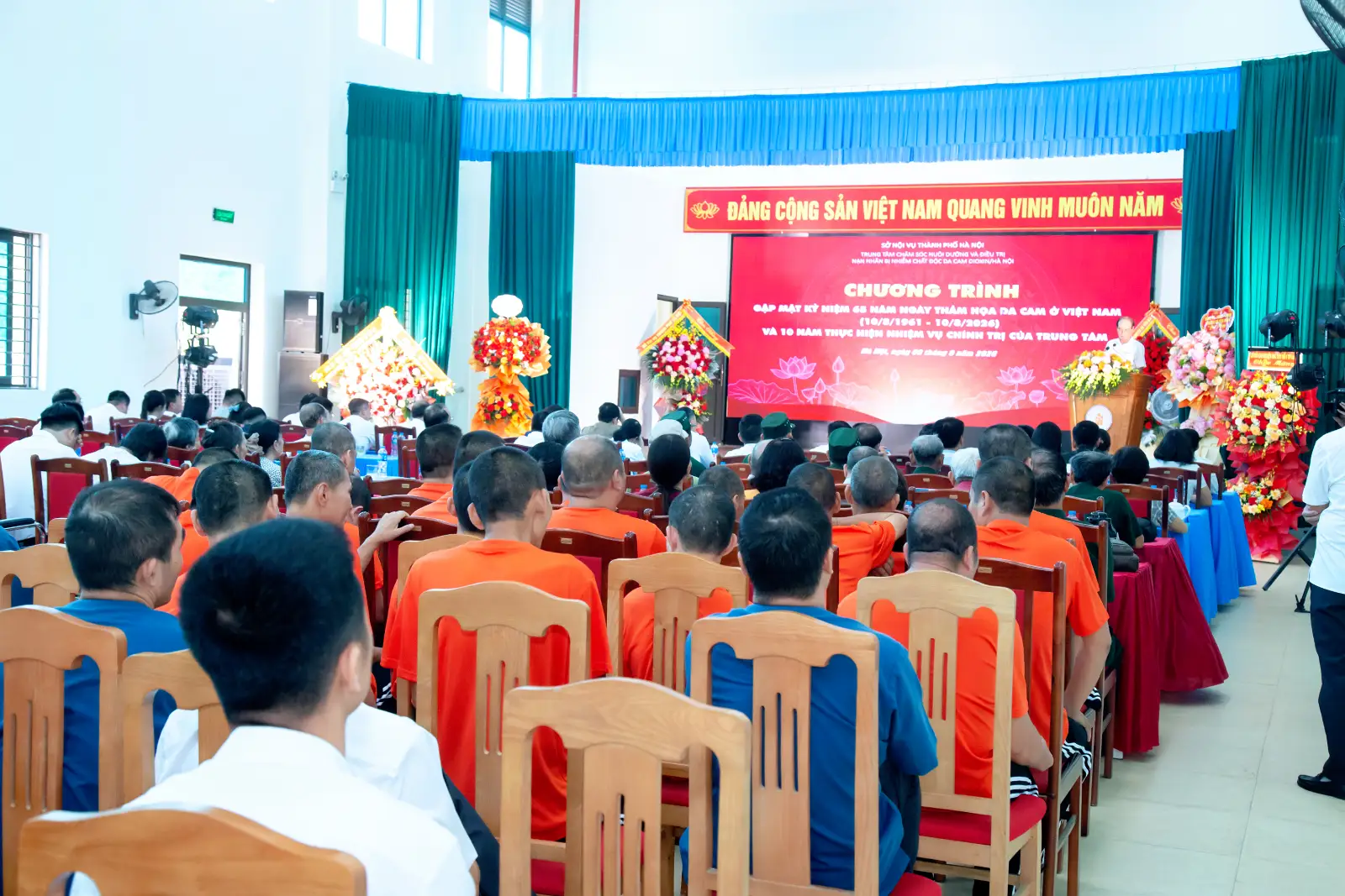 CHƯƠNG TRÌNH GẶP MẶT KỶ NIỆM 65 NĂM NGÀY THẢM HỌA DA CAM Ở VIỆT NAM VÀ DẤU ẤN 10 NĂM HÀNH TRÌNH XOA DỊU NỖI ĐAU DA CAM, THẮP SÁNG NIỀM TIN CỦA TRUNG TÂM